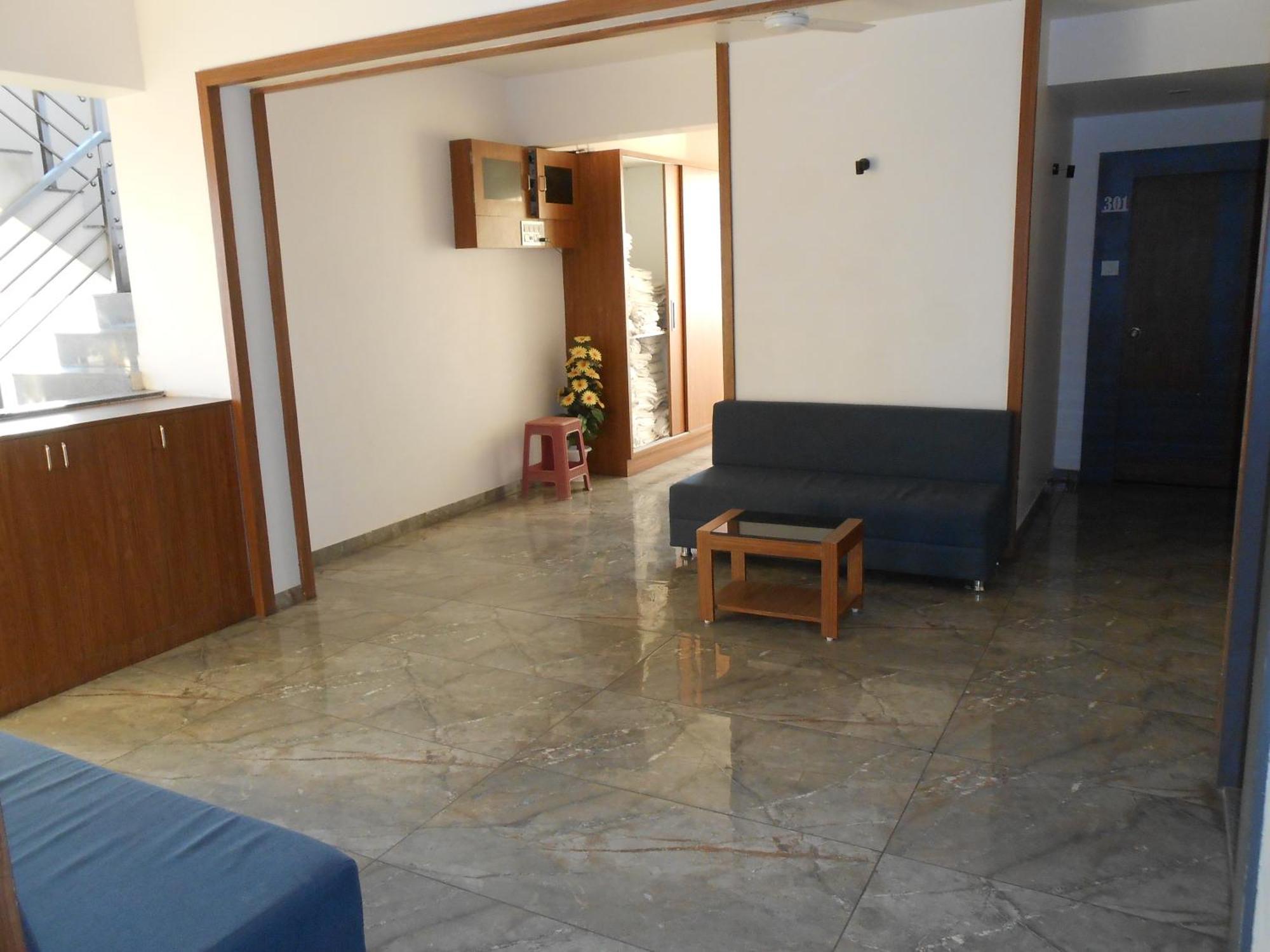 Hotel Crossview Palanpur 外观 照片